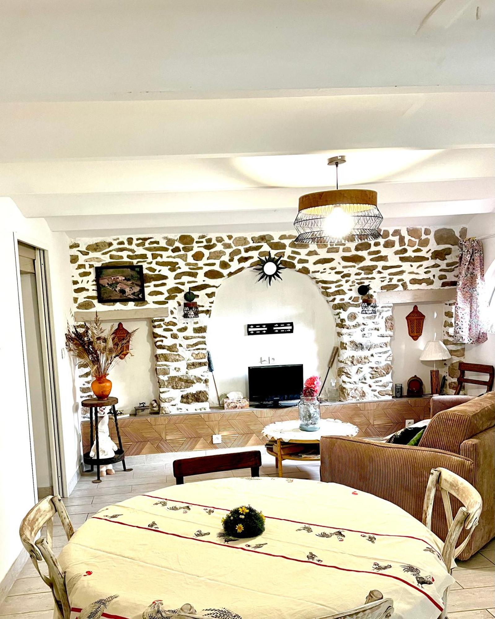 Appartement Cosy Saint-Hilaire-de-Brethmas Luaran gambar